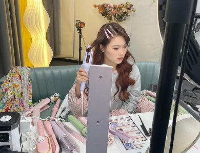 Automatic Hair Curler